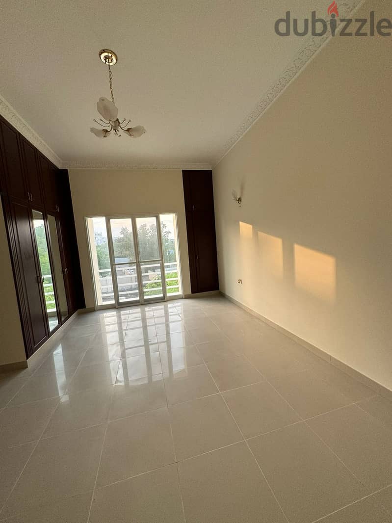 SPACIOUS 5 BEDROOM VILLA FOR RENT IN MQ WITH SWIMMING POOL 7