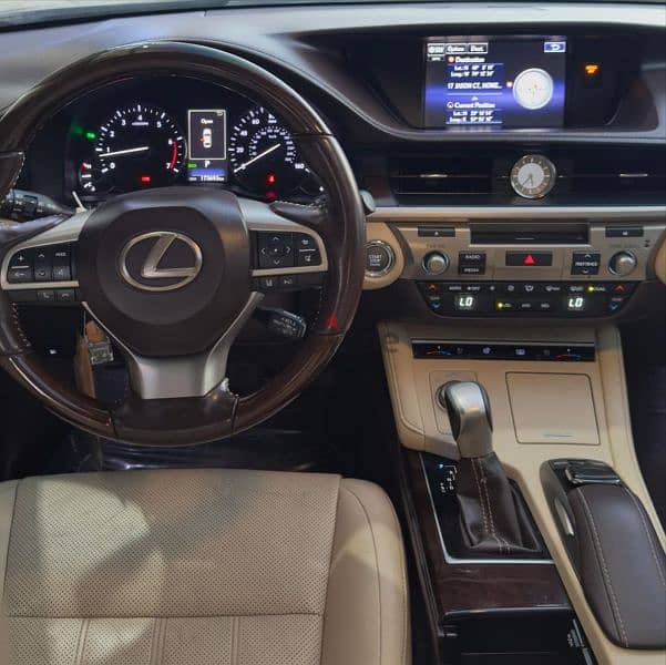 Lexus ES-Series 2016 8