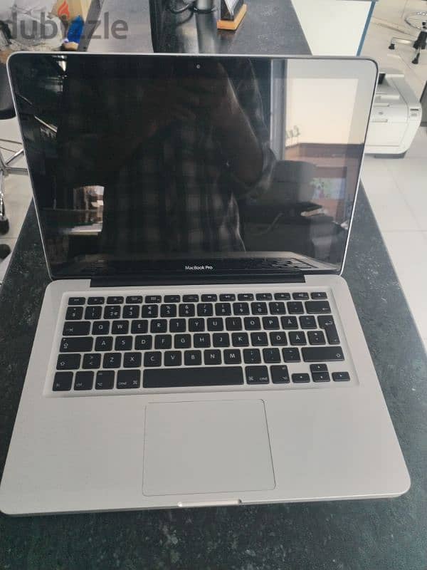 Macbook pro core i5 8gb 1