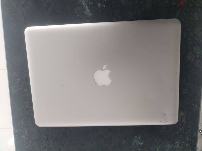 Macbook pro core i5 8gb 2