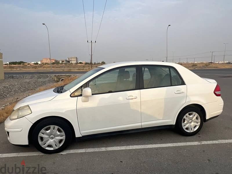 Nissan Tiida 2012 for sale price 1300 3