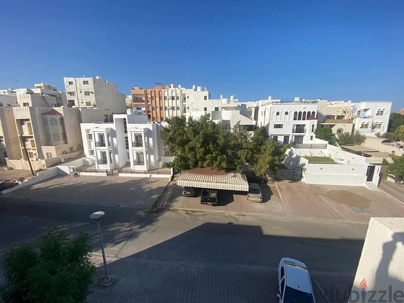 villa for rent in qurum 5