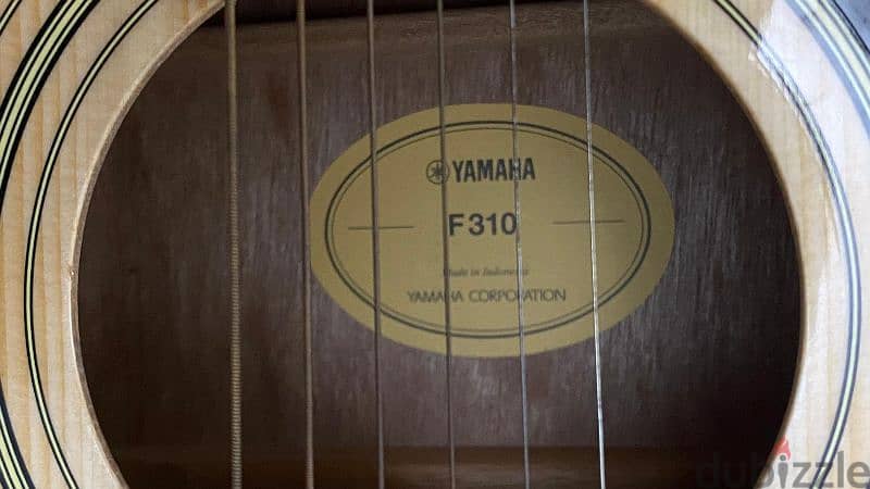 اكوستك جيتار yamaha 2