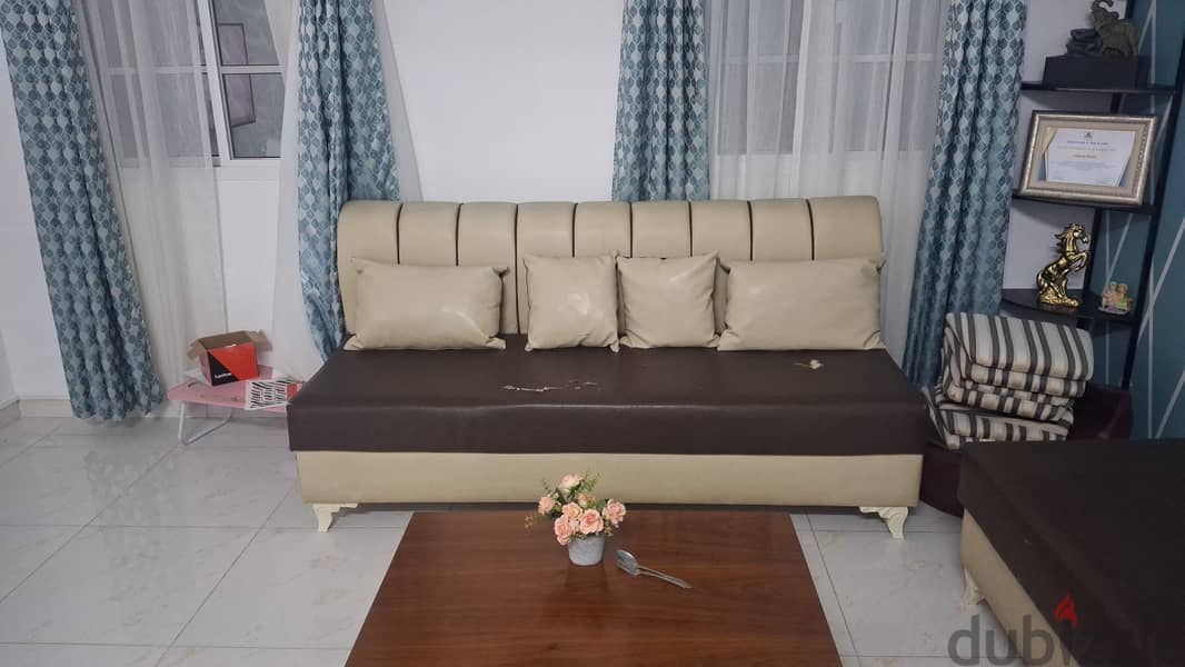 Lbshape sofa with centre table 3