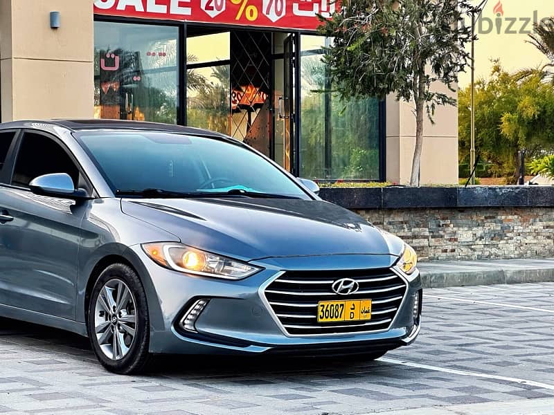 Hyundai Elantra 2018 6