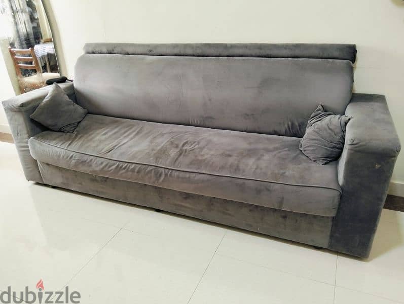 sofa and mirror set 0