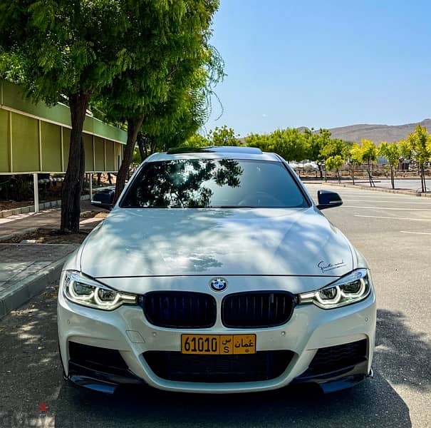 للبيع…BMW 340i…جير عادي ٢٠١٨ 1