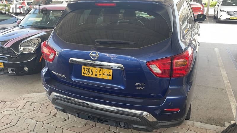 Nissan Pathfinder 2019, perfect condition, low mileage 2