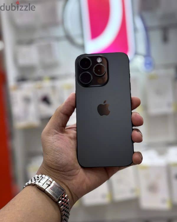 عرض خاص : iPhone 15 pro 128gb هاتف بحالة الوكالة مع ضمان الوكيل 1