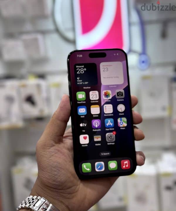 عرض خاص : iPhone 15 pro 128gb هاتف بحالة الوكالة مع ضمان الوكيل 9