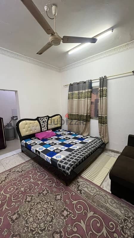 room for rent monthly غرفة للإجار الشهري 1