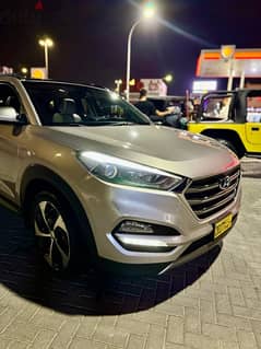 Low milage Top model Tucson 2017 in perfect condition oman car 0