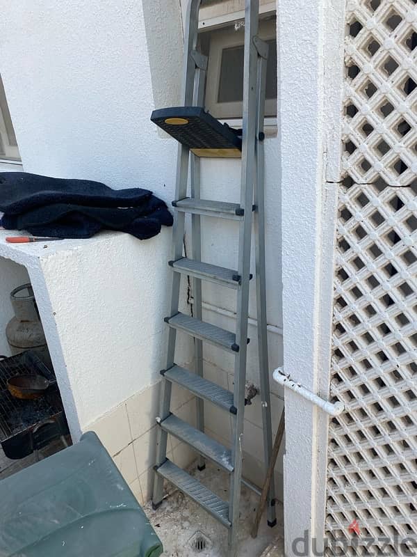 step ladder 0