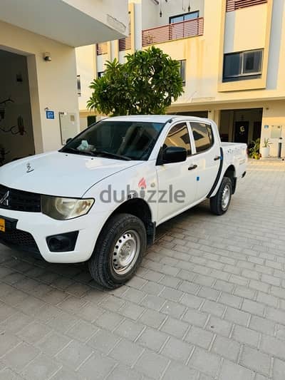 Mitsubishi L200 2012