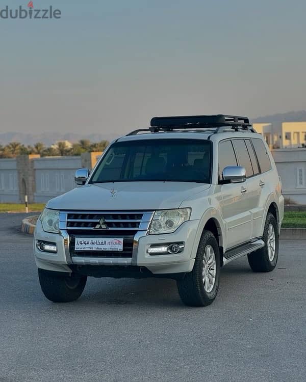 Mitsubishi Pajero 2015 1