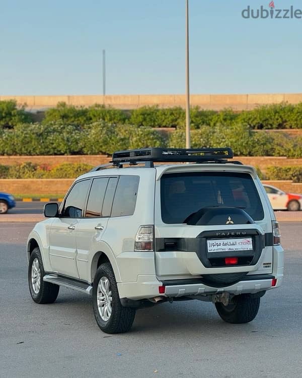 Mitsubishi Pajero 2015 2