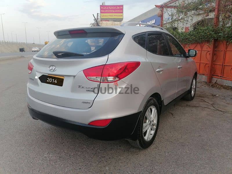 Hyundai Tucson 2014 4WD Limited GCC urgent sale 2