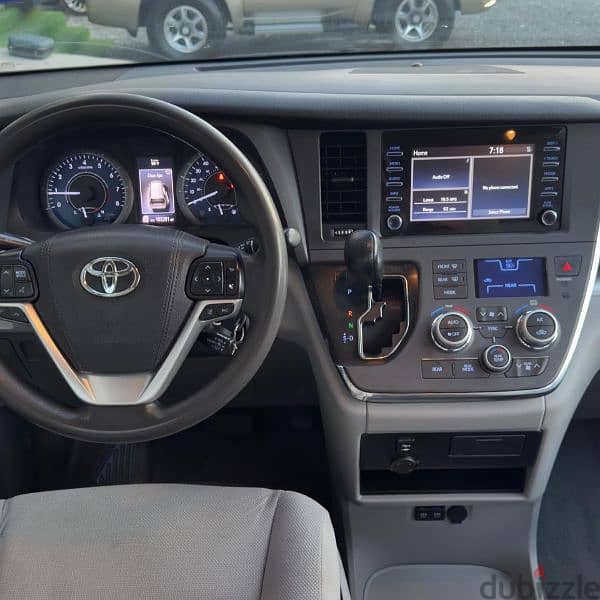 Toyota Sienna 2018 8