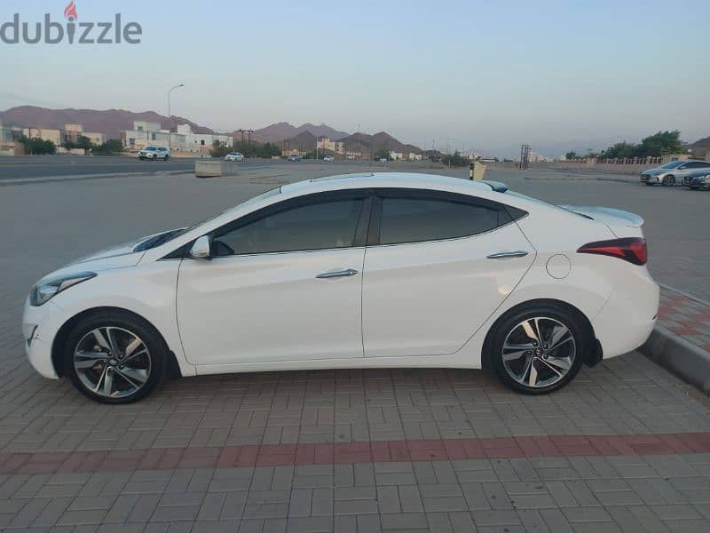 Hyundai Elantra 2015 3