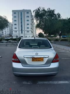 Nissan Tiida 2008 full automatic for sale 0