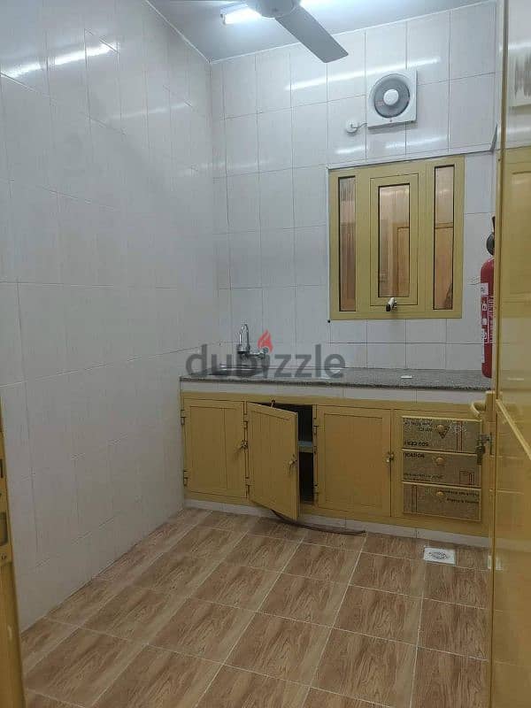 Compact 1 and 2 BHK Flat in Sohar Street near Shell pump 6