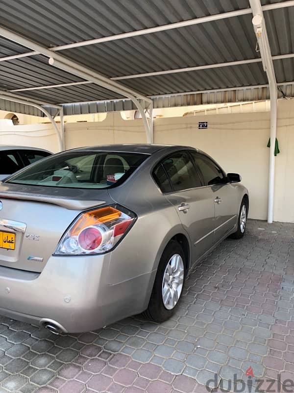 Nissan Altima 2012 9