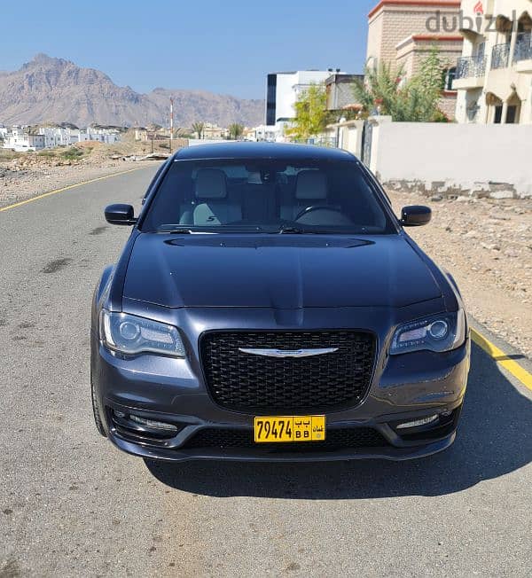 Chrysler 300 2017 1