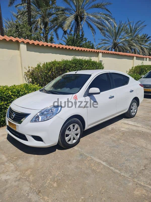 Nissan Sunny 2012 3