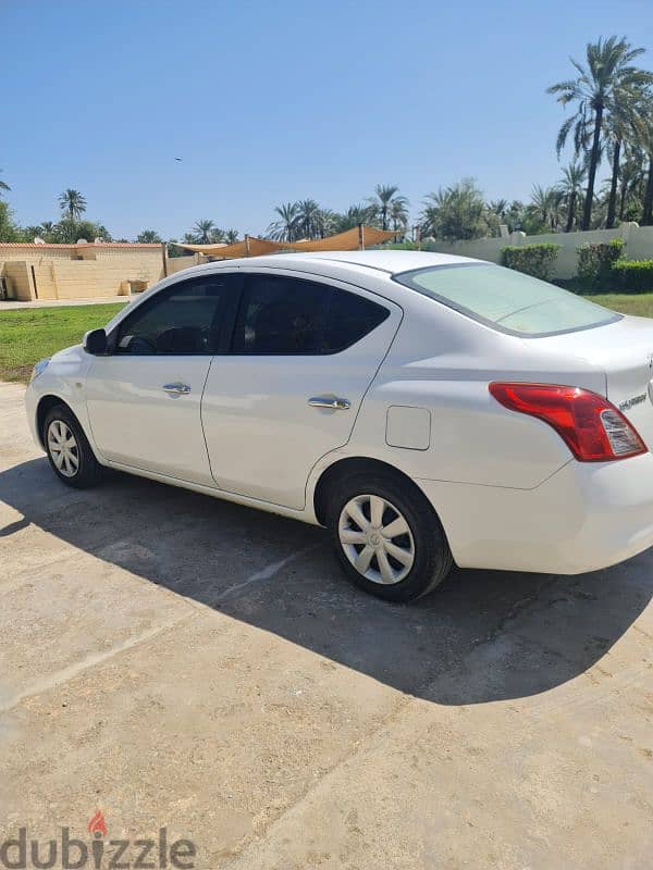 Nissan Sunny 2012 6