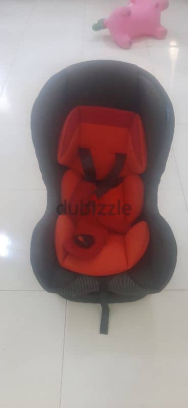 baby car seater and bathtub 1