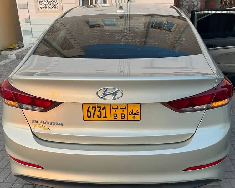 Hyundai Elantra 2018 1