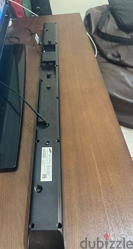 Samsung sound bar with subwoofer 1