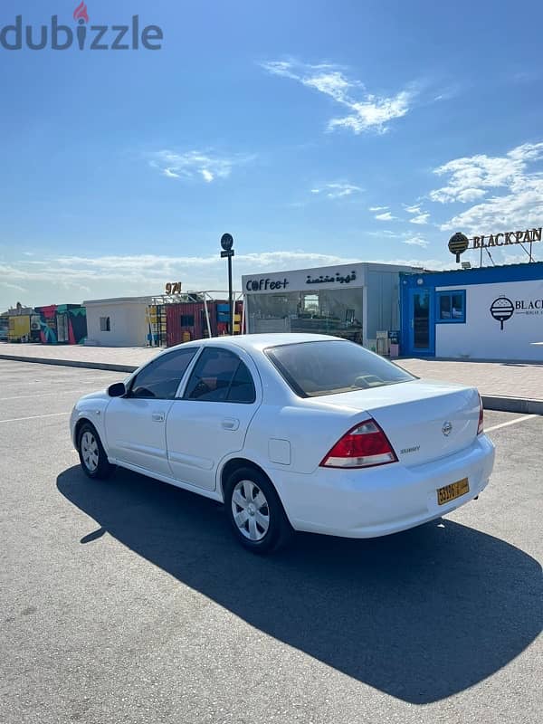 Nissan sunny automatic 2011 1