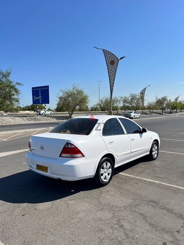 Nissan sunny automatic 2011 2