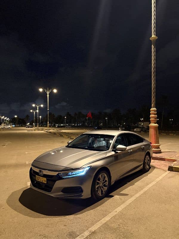 Honda Accord 2020 1