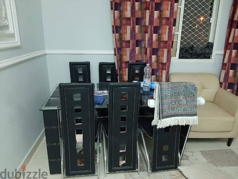 Dinning table  with 6 chairs 25 riyal 0