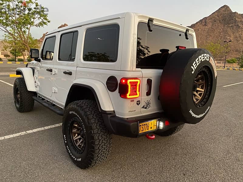 Jeep Wrangler 2021 4