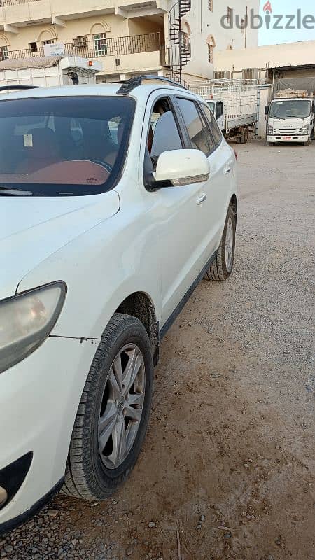 Hyundai Santa Fe 2010 3