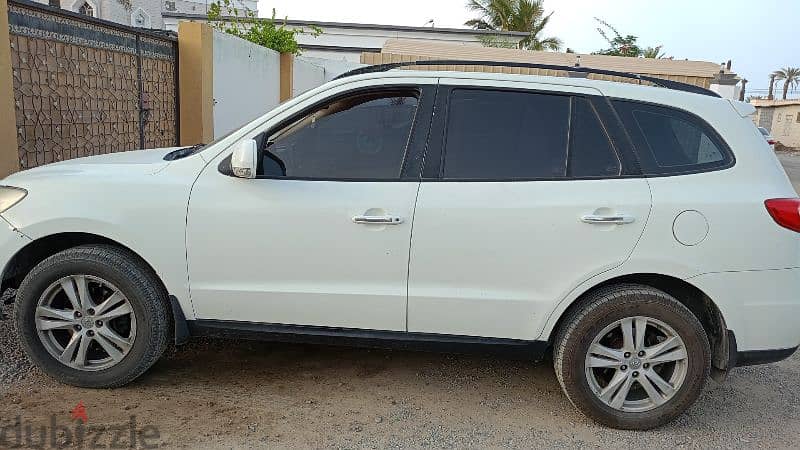 Hyundai Santa Fe 2010 4