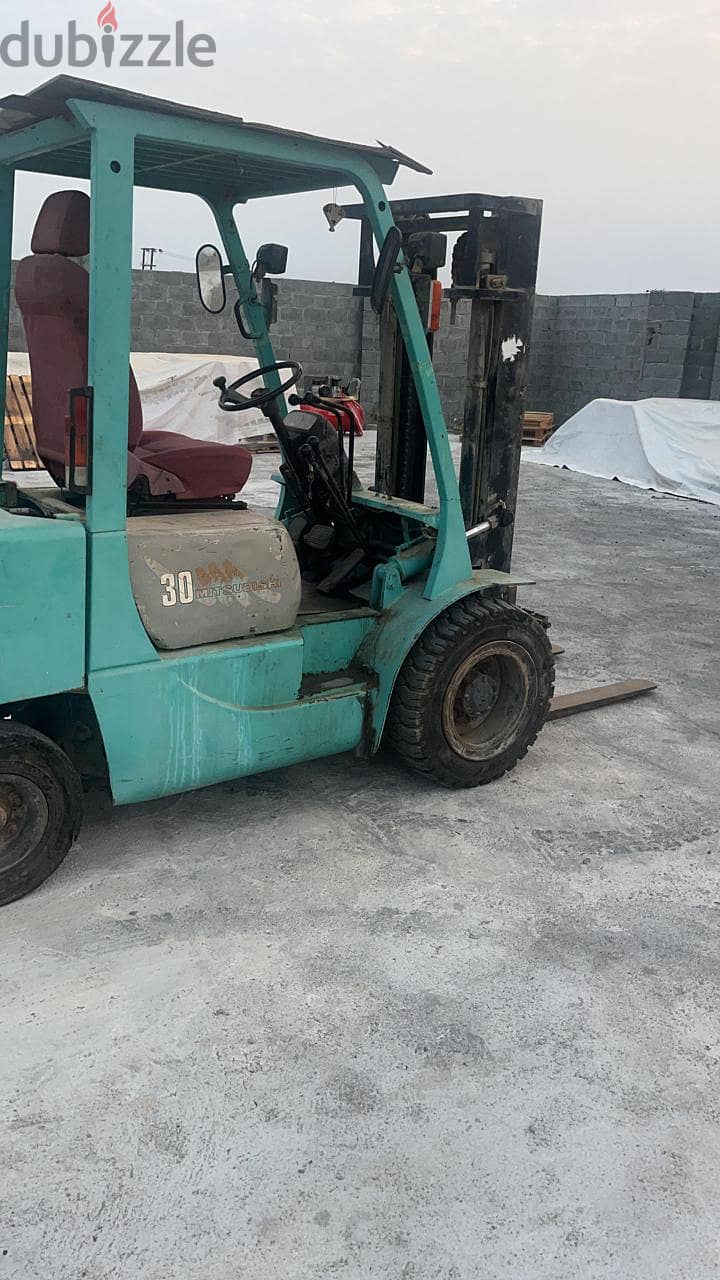 Forklift 3 Ton (Mitsubish engine) 2003 clean without issue 0