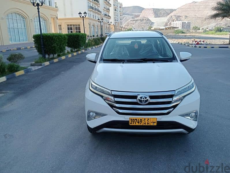 Toyota Rush 2019 Gcc oman 1.5L 7seater 1