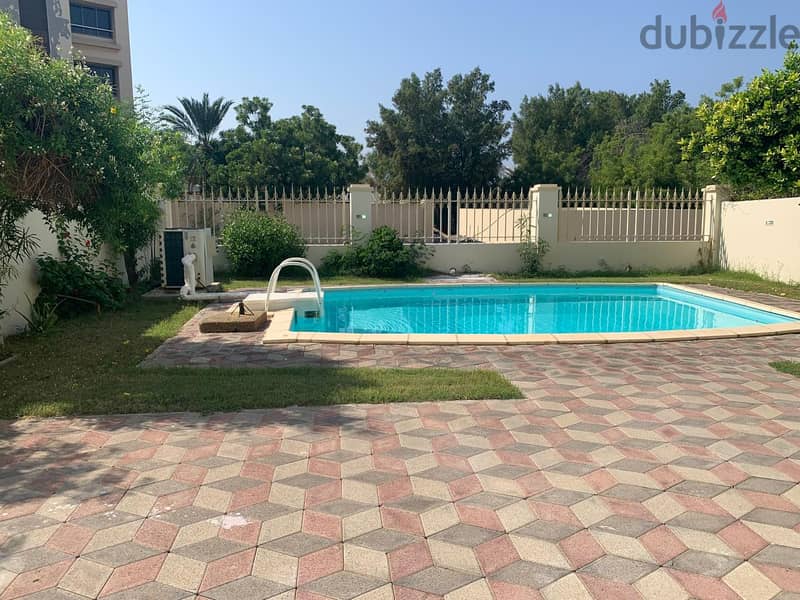 3ME1 | Luxury 5 Bhk Villa For Rent In MQ With Swimming Pool 18