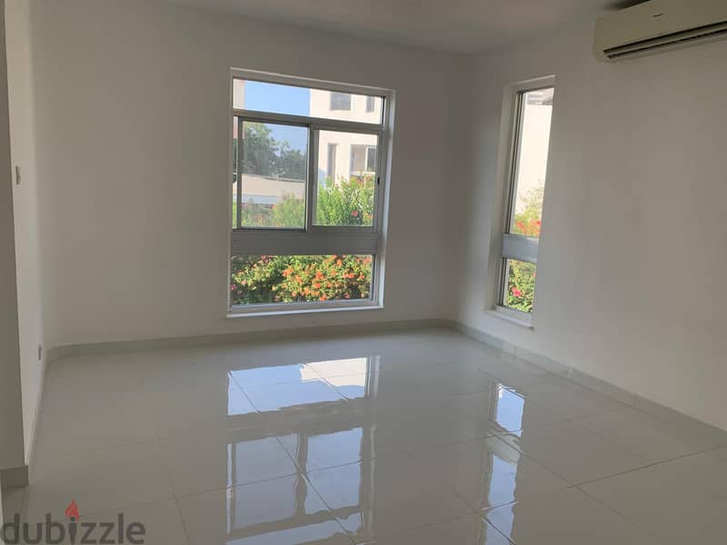 3Me11   Standaone 4bhk Villa For Rent In Sultan Qaboos City 10