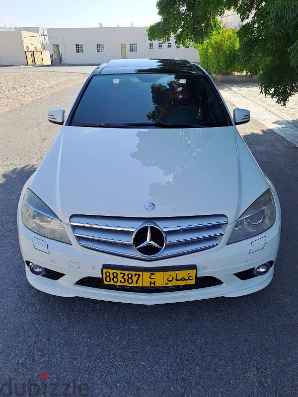 Mercedes-Benz 200 2010 full option GCC orignal paint non accident 0