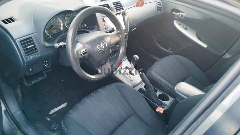 Toyota Corolla 2013 full option for sale 6