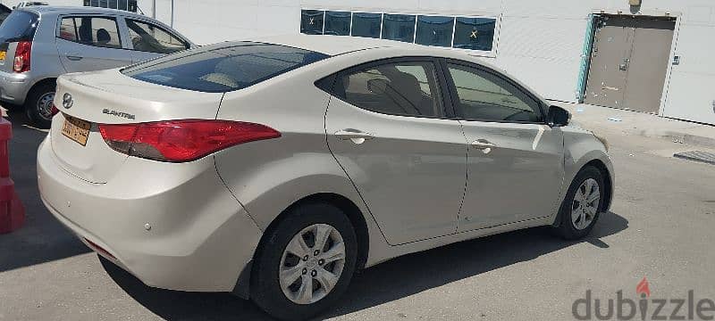 Hyundai Elantra 2013 3