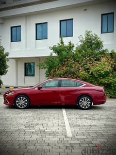 Lexus ES-Series 2019 0