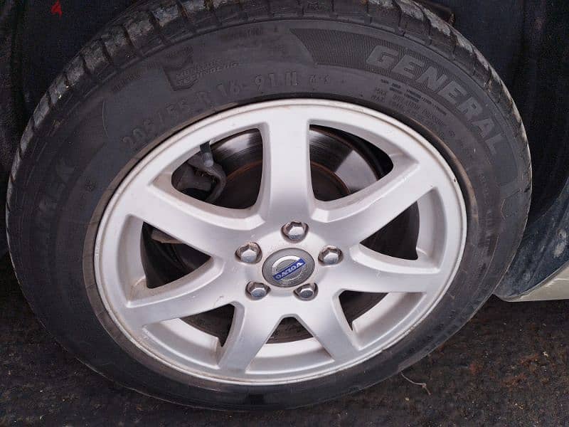 volvo orginal rim available for sale 0