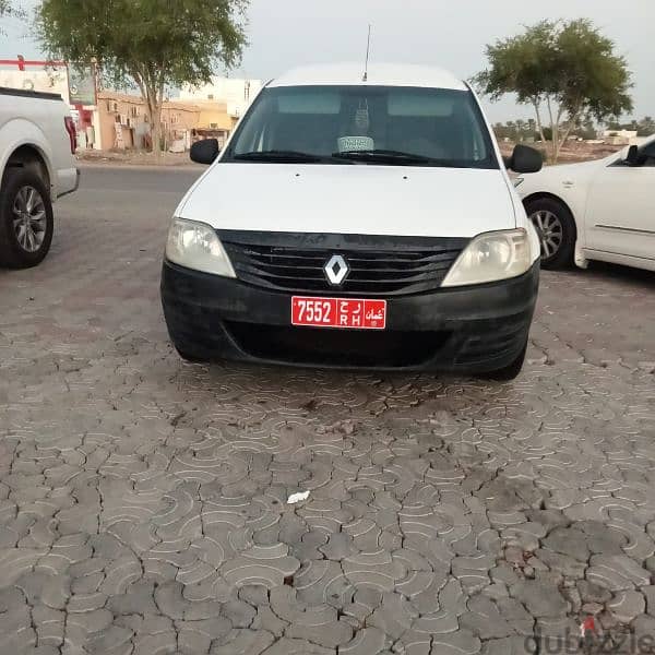 Renault Logan 2012 8