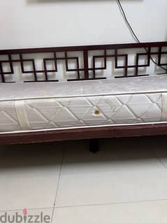 Single bed with baby protection 0